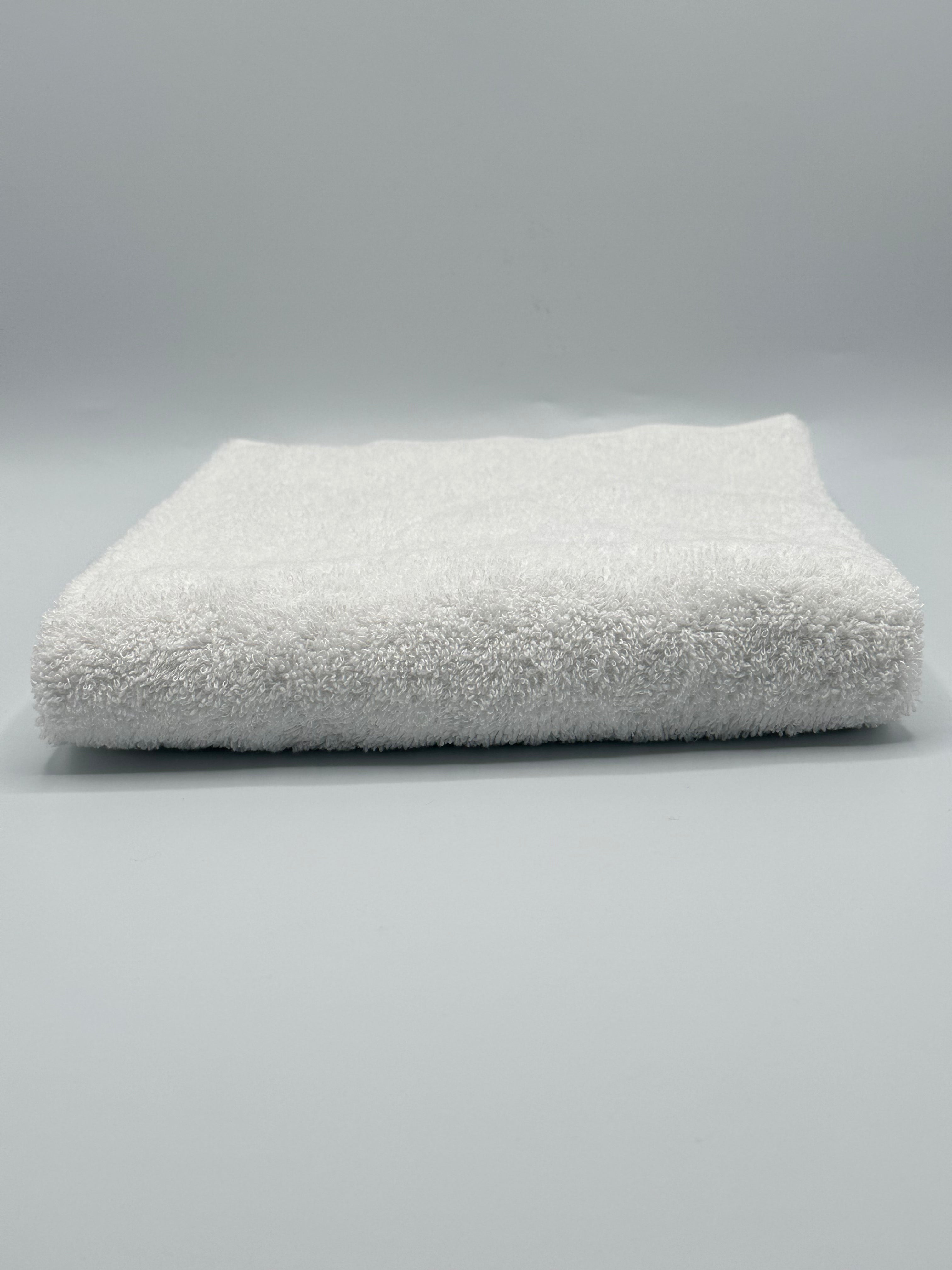 TOWEL (WHITE)
